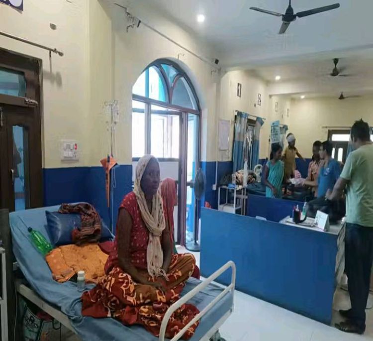 उपचार खर्चका विषयमा यातायात कम्पनी र अस्पतालबीच विवाद, दुर्घटनाका सात घाइते बन्धक