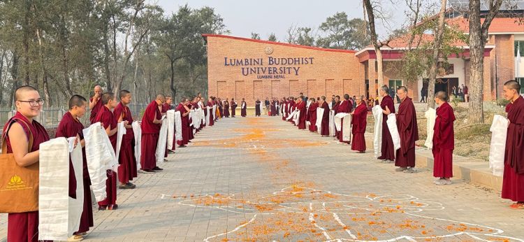 लुम्बिनी बौद्ध विश्वविद्यालयको चिनियाँ भाषा परीक्षामा भारतीय विद्यार्थीको आकर्षण