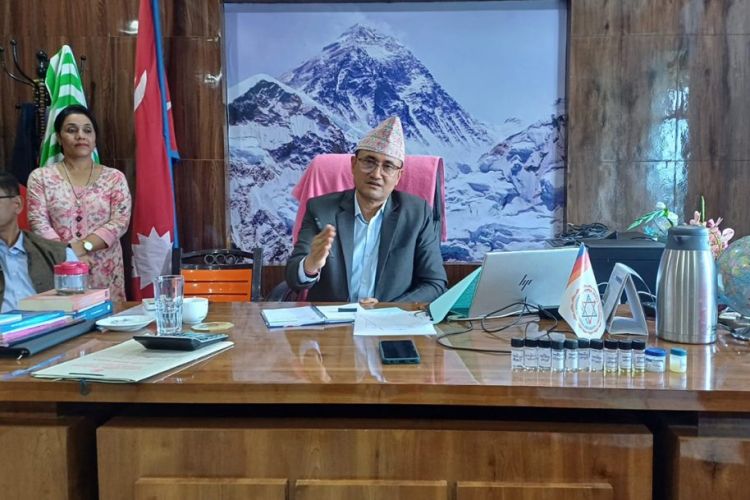 मनमोहन प्राविधिक विश्वविद्यालय औषधि बनाउन खोज्दैछ, सरकार हेर्दैन