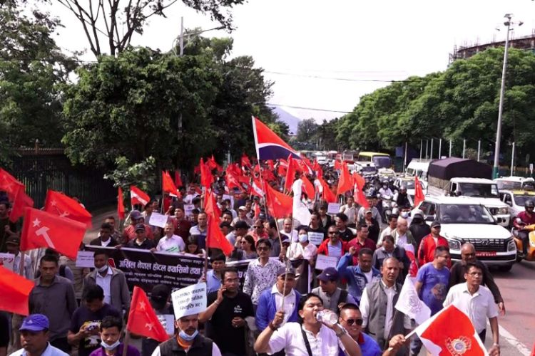 काठमाडौंमा श्रमिकहरुको आन्दोलन, माग पूरा नभए आन्दोलन थप चर्काउने चेतावनी