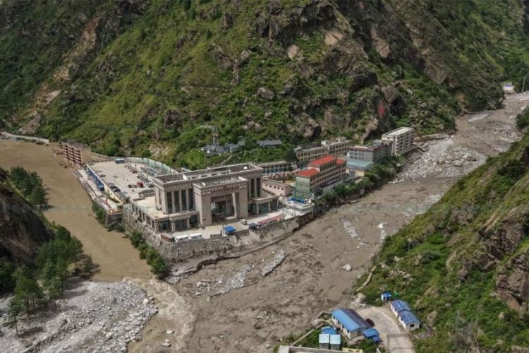 ‘मितेरी पुल बगाउँदा कैलाश मानसरोवर जाने यात्रु समस्यामा’