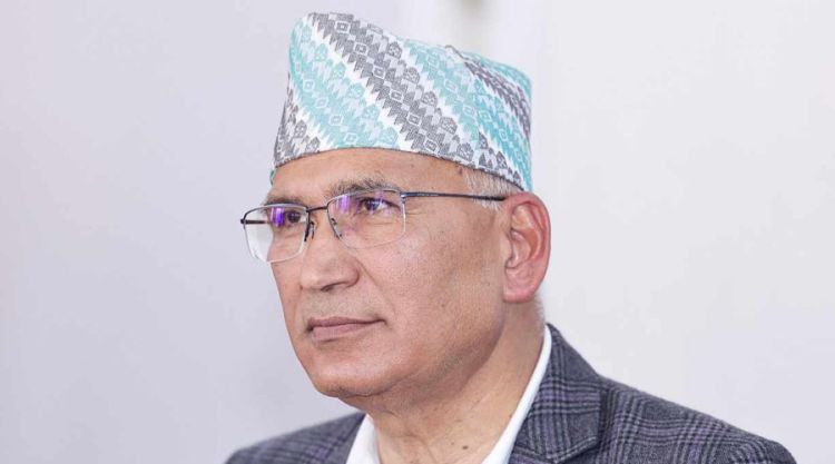 अर्थमन्त्री पौडेल रसुवाको बाढी प्रभावित क्षेत्र जाँदै