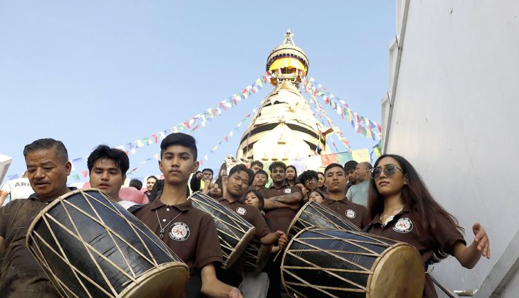 सुरु भयो गुँला पर्व, गरियो स्वयम्भू परिक्रमा