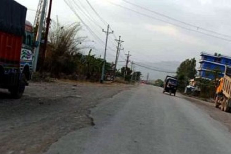 दाङको घोराही लमही सडक खण्डमा आजदेखि तीन दिन चार पाङ्ग्रे गाडी नचल्ने