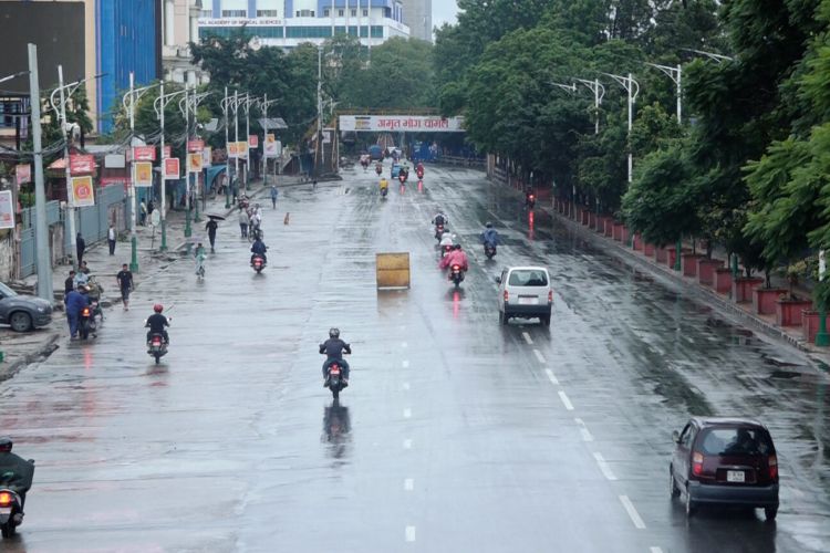 जनजीवन सामान्य बन्दैः हट्यो कर्फ्यु र निषेधाज्ञा