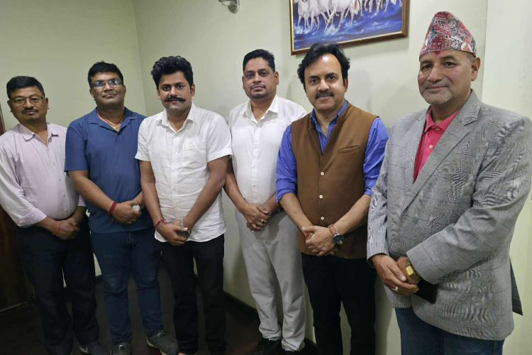 जनमतका वरिष्ठ उपाध्यक्षसहित छ जनाको सामूहिक राजीनामा