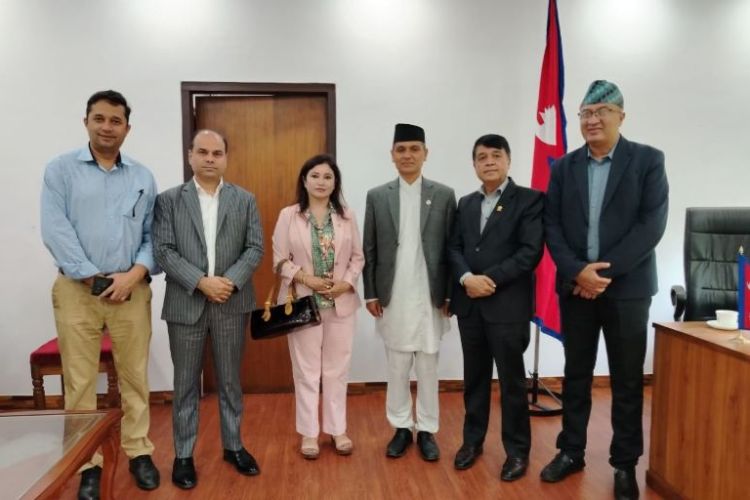 मर्यादित र उच्च मनोबलका साथ व्यवसाय गर्ने वातावरणका लागि महासंघद्धारा गृहमन्त्रीलाई आग्रह