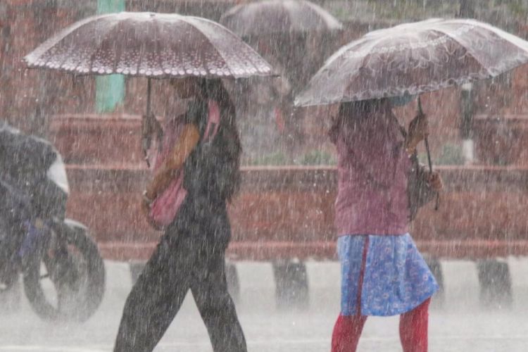 मौसमविद्लाई प्रश्न– यो वर्ष ‘हिले दसैँ’ हुन्छ कि मनसुन बाहिरिसक्छ ?