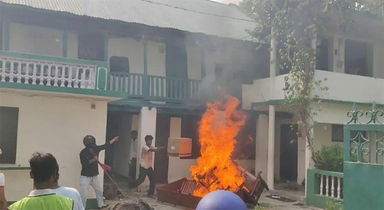 जलाइयो लोकतन्त्रको बिगुल फुक्ने धरोहर, बीपीले लेखेको चिठीमात्र बच्यो कोइराला निवासमा