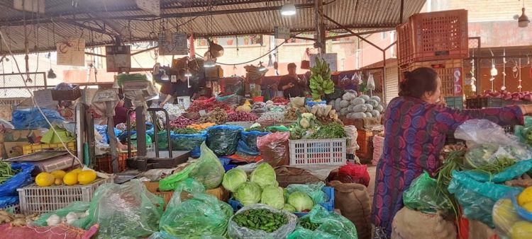 कुन सागसब्जी र फलफूलको मूल्य कति ?