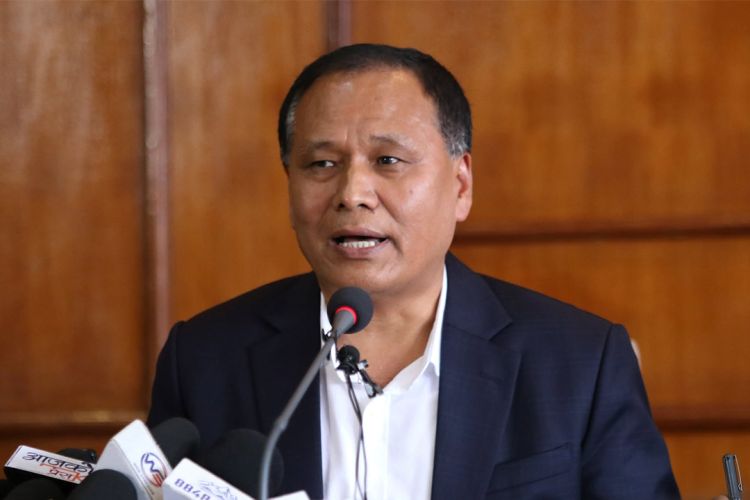 म कुनै पार्टीमा आबद्ध हुने विषयमा छलफल भएको छैन : मन्त्री घिसिङ