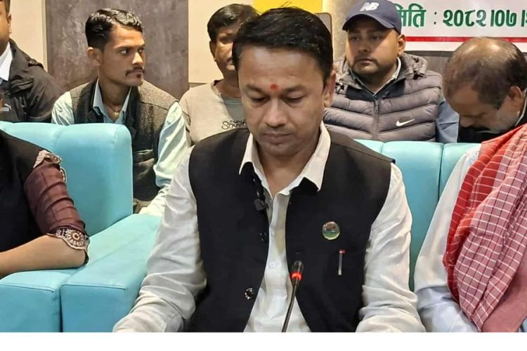 राष्ट्रिय सम्पत्तिमाथि क्षति, झण्डा फाल्नु ,कर्मचारी कुट्नु लज्जाको विषय : मुख्यमन्त्री यादव