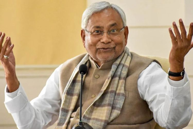 नितिश कुमारको आज विदाइ, भोलि स्वागत
