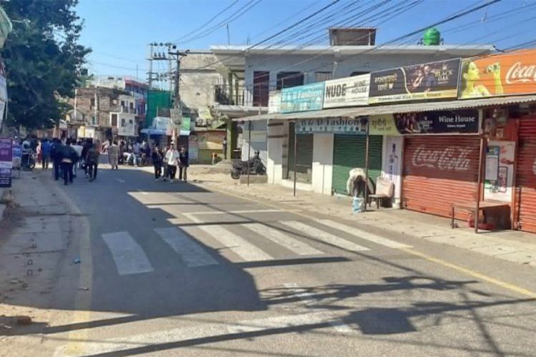 प्रहरी र युवाबीच झडपपछि बाराको सिमरामा कर्फ्यू आदेश
