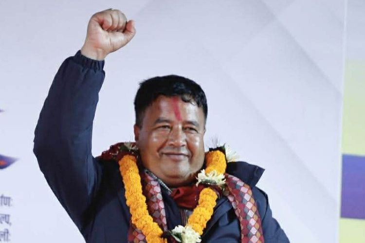 नगरपालिका चलाउन नसक्नेले देश चलाउँछ भन्ने भ्रम पाल्नु हुन्न– महेश बस्नेत