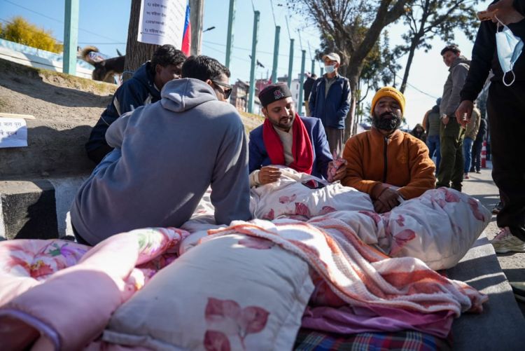 अनशनरत डा. निकोलस भुसाल र हरिश विष्टको जीवन रक्षा गर्न मानव अधिकार आयोगको आग्रह