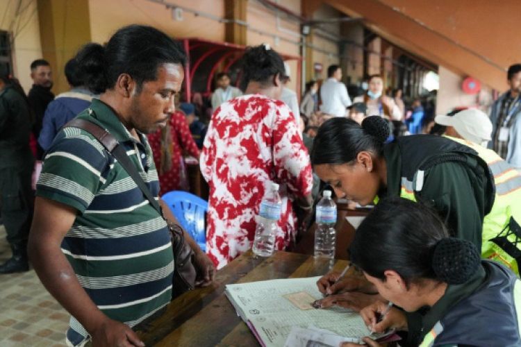 नदी किनारका विस्थापितलाई सम्पर्कमा आउन सरकारको आग्रह