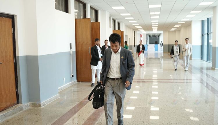 प्रधानमन्त्री बालेन शाहले प्रतिनिधि सभामा सम्बोधन नगरेपछि सभा छोडेर हिँडे हर्क साम्पाङ
