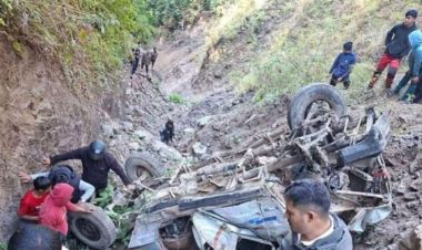 सानीभेरीमा जिप दुर्घटना, २ जनाको मृत्यु, ९ घाइते